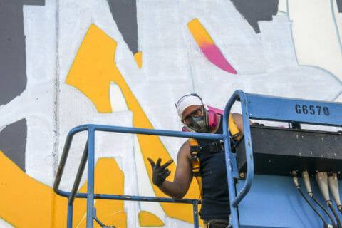 © SNEKE + HEWS + APAUL, Blaine Fontana, <em>Equilateral Momentum</em> (in progress), 2017. SODO Track, Seattle. Photo by @wiseknave. © SNEKE + HEWS + APAUL, Blaine Fontana, Equilateral Momentum (in progress), 2017. SODO Track, Seattle. Photo by @wiseknave.