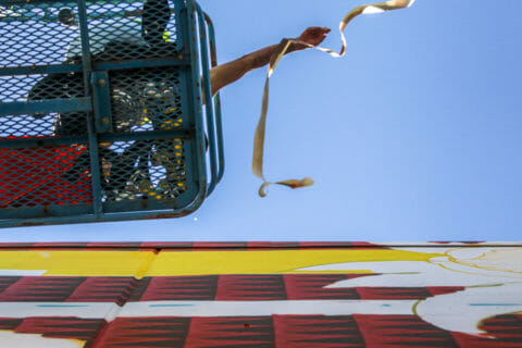 © Kenji Stoll, <em>White Ashes 3</em>, 2017 (in progress). SODO Track, Seattle. Photo by @wiseknave. © Kenji Stoll, White Ashes 3, 2017 (in progress). SODO Track, Seattle. Photo by @wiseknave.