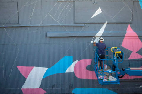 © Saddo, <em>Untitled</em> (in progress), 2018. SODO Track, Seattle. Photo by @wiseknave. © Saddo, Untitled (in progress), 2018. SODO Track, Seattle. Photo by @wiseknave.