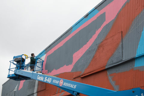 © Saddo, <em>Untitled</em> (in progress), 2018. SODO Track, Seattle. Photo by @akoorisphoto. © Saddo, Untitled (in progress), 2018. SODO Track, Seattle. Photo by @akoorisphoto.