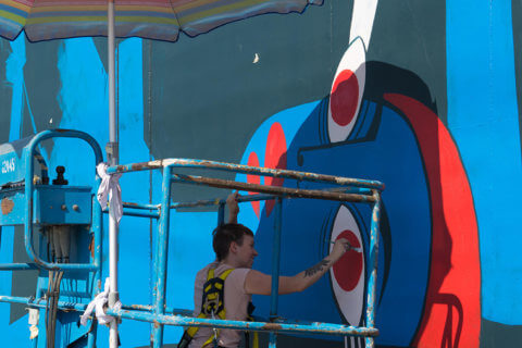 © Jillian Evelyn, <em>Balance</em> (in progress), 2018. SODO Track, Seattle. Photo by @akoorisphoto. © Jillian Evelyn, Balance (in progress), 2018. SODO Track, Seattle. Photo by @akoorisphoto.