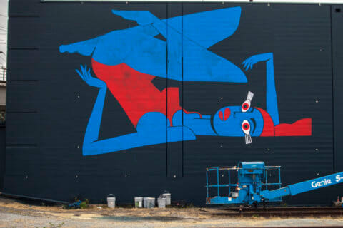 © Jillian Evelyn, <em>Balance</em> (in progress), 2018. SODO Track, Seattle. Photo by @wiseknave. © Jillian Evelyn, Balance (in progress), 2018. SODO Track, Seattle. Photo by @wiseknave.